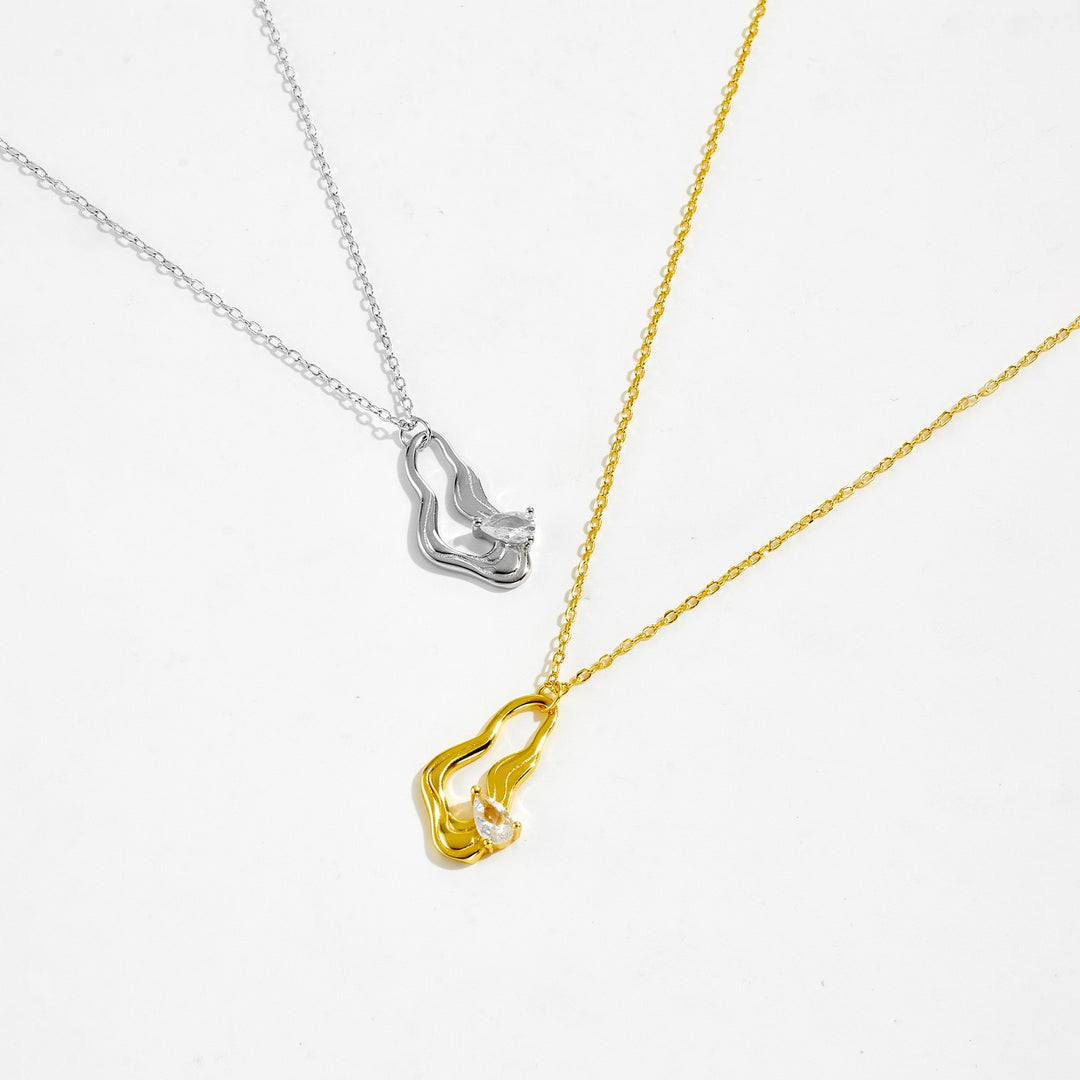 Fluentia Necklace