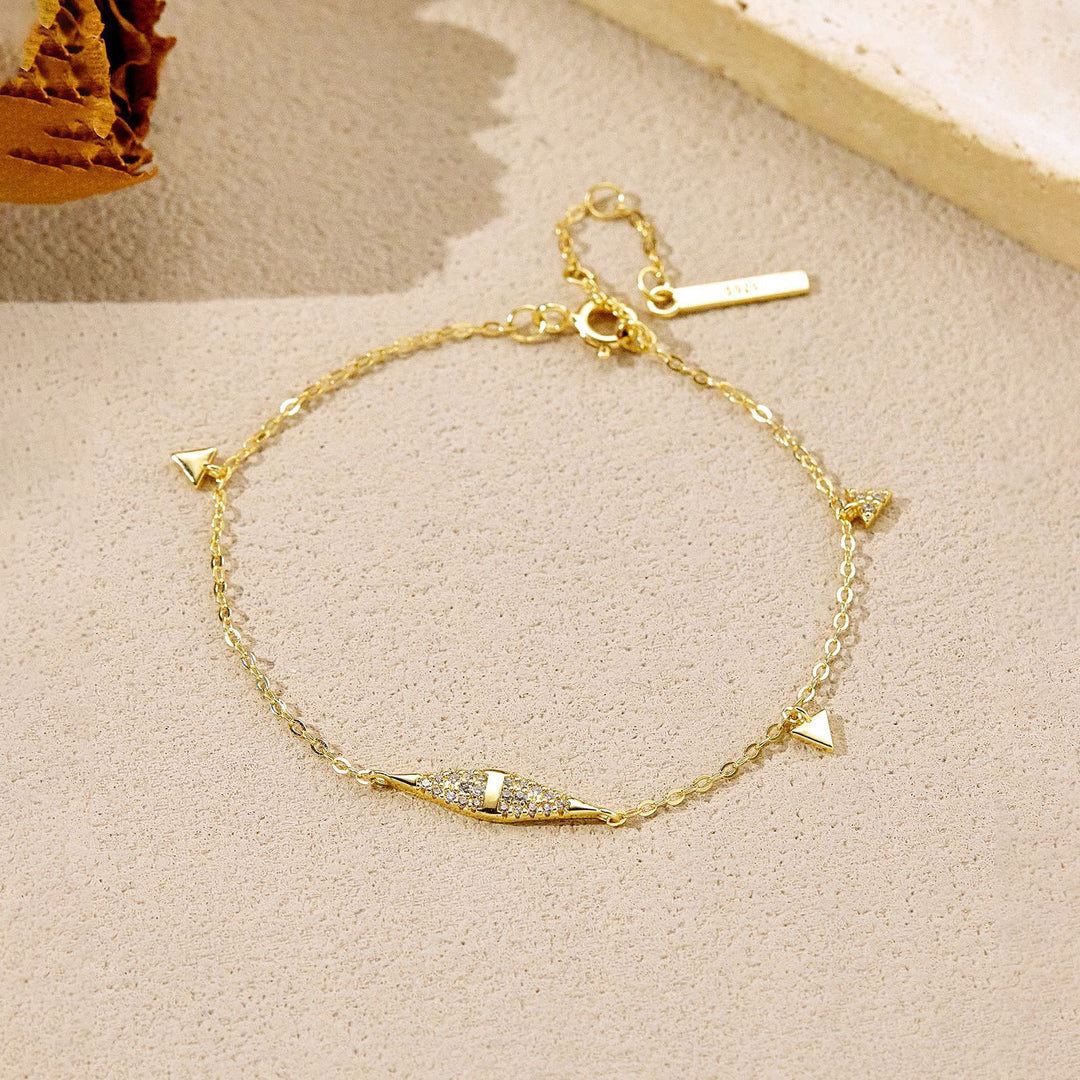 Arrow Drift Bracelet